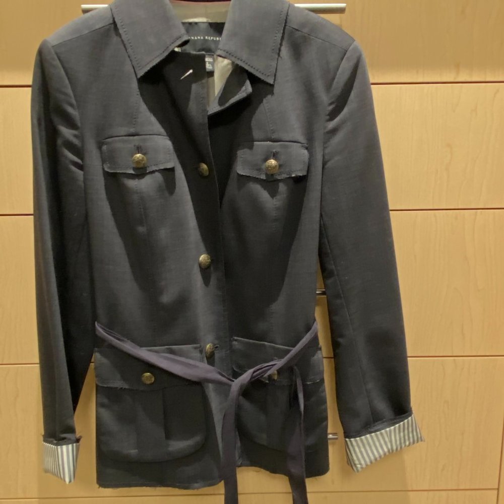 Blue Banana Republic jacket/blazer with grosgain tie belt